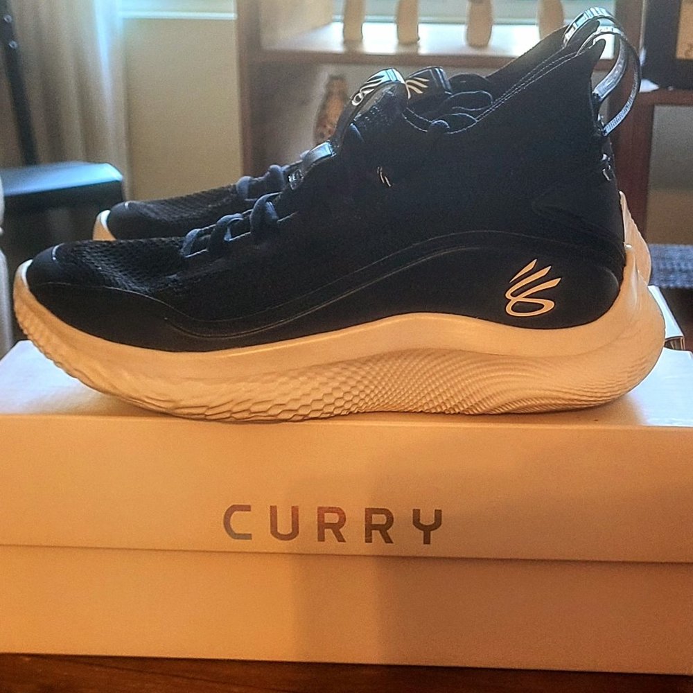 GS Curry 8 shoes boys size 7Y. - Picture 1 of 5
